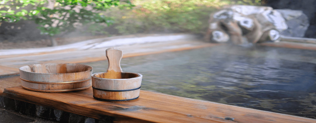 Soaking in a Japanese onsen is an experience not to be missed while visiting Japan! A quick guide on how to onsen like a local.