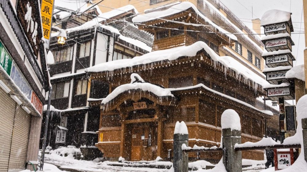 Discover the charm of Nozawa Onsen! Join the Stamp Trail, collect unique cultural imprints, and immerse yourself in a vibrant adventure of heritage and natural beauty. Perfect for families and culture enthusiasts alike!