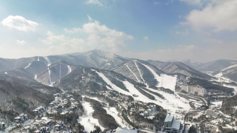 Yongpyong ski resort runs